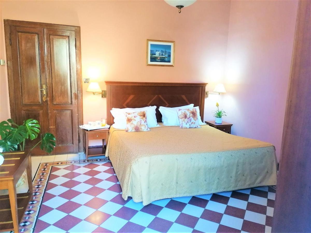 Hotel La Rondinella Cannero Riviera Eksteriør billede
